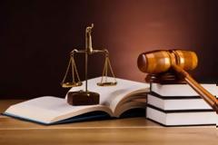 Δημήτρης Κωνσταντόπουλος: «Να λάβει το επίδομα ειδικού σκοπού ο κλάδος των δικηγόρων»