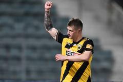 Ολοκληρώνει την απόκτηση του Σιμάνσκι η ΑΕΚ