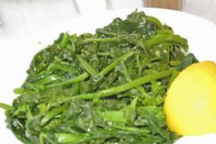 Βρούβες, βρούβα, σινάπι χόρτα με πολλά οφέλη. Πώς βγήκε η φράση 'τον στείλαμε για βρούβες΄;