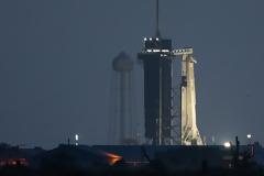 Εκτοξεύθηκε η πρώτη ιδιωτική επανδρωμένη πτήση στο διάστημα