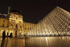 Με άδεια τραπέζια κάνουν έκκληση για βοήθεια οι εστιάτορες