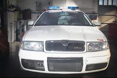 Βελτιωμένο περιπολικό 500 ίππων από τα χέρια Έλληνα αστυνομικού!