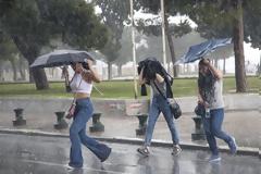 Ισχυρή καταιγίδα στην Αττική