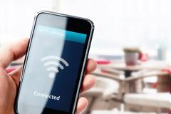 Κομισιόν: Δημοσιεύει νέα πρόσκληση προς τους δήμους για δωρεάν WiFi