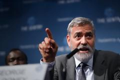 Τζορτζ Κλούνεϊ: «Ο ρατσισμός είναι η δική μας πανδημία και δεν έχουμε βρει το εμβόλιο»