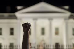 Λευκός Οίκος: Το κίνημα Antifa θα διωχθεί ως εγχώρια τρομοκρατική οργάνωση