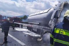 Τραγωδία στην άσφαλτο: Νεκρός o οδηγός του βυτιοφόρου που πήρε φωτιά στην Πιερία