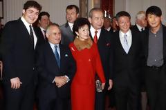 Ποιοι είναι οι Καντούρι: Η ιστορία της πλουσιότερης δυτικής οικογένειας στην Κίνα