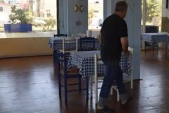 Αρση μέτρων: Ανοίγουν οι εσωτερικοί χώροι στα εστιατόρια - Οι προϋποθέσεις