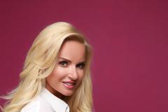 ''Still Standing Golden'': Ποια πρόσωπα από την ιστορία του ΑΝΤ1 πέφτουν απόψε στην τρύπα;