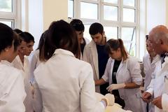 Προβλήματα στην Ιατρική Σχολή από «αιφνιδιαστική» τροπολογία του υπ. Παιδείας