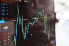 Τρία δισ. ευρώ και επιτόκιο 1,55%, άντλησε το Δημόσιο με το νέο 10ετές ομόλογο