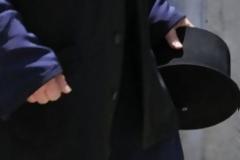 Ροζ σκάνδαλο με 62χρονο ιερέα που έβγαζε τα ράσα και έκανε τον εραστή