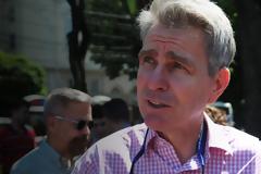 Ξεκάθαρο μήνυμα Πάιατ: Όλα τα νησιά έχουν τα ίδια δικαιώματα με την ηπειρωτική χώρα