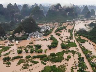 Φωτογραφία για Κίνα: Δεκάδες νεκροί από κατολίσθηση λόγω καταιγίδων