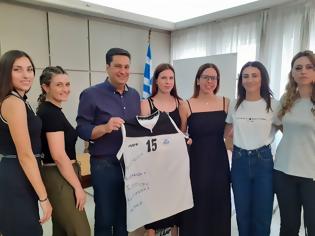 Φωτογραφία για Συνάντηση Δημάρχου Αγρινίου με τη γυναικεία ομάδα μπάσκετ Αργοναυτών.