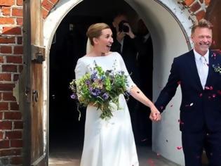 Φωτογραφία για Δανία: Μετά από αρκετές αναβολές, η πρωθυπουργός Μέτε Φρέντρικσεν επιτέλους παντρεύτηκε