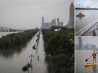 Φωτογραφία για Η Γιουχάν της Κίνας, η πόλη επίκεντρο του κορωνοϊού, βουλιάζει τώρα... από πλημμύρες