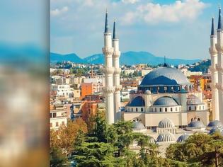 Φωτογραφία για Πρίστινα: Το «Μεγάλο τζαμί» που χτίζει η Τουρκία διχάζει το Κόσοβο