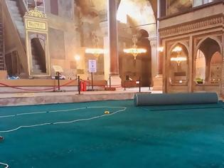 Φωτογραφία για Αγιά Σοφιά: Πρόβα τζενεράλε για την πρώτη προσευχή - Ορίστηκαν οι ιμάμηδες
