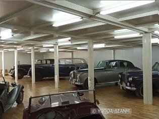 Φωτογραφία για Τατόι: Αστράφτουν πλέον τα αυτοκίνητα της τέως βασιλικής οικογένειας