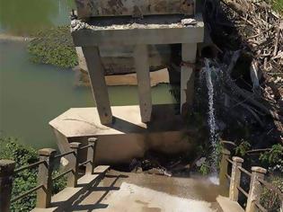 Φωτογραφία για Σέρρες: Κατέρρευσε τμήμα γέφυρας στον Αγγίτη