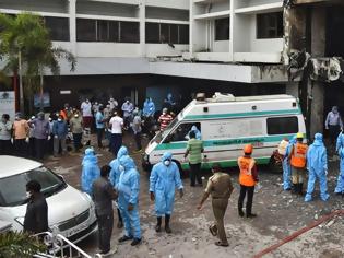 Φωτογραφία για Ινδία: Τουλάχιστον 10 νεκροί από την πυρκαγιά σε ξενοδοχείο φιλοξενίας ασθενών με κορωνοϊό