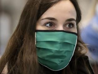 Φωτογραφία για Νέα οδηγία του υπ. Υγείας: Τι δεν πρέπει να κάνουμε όταν φοράμε τη μάσκα