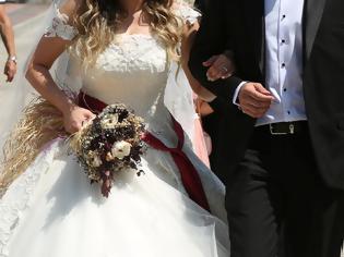 Φωτογραφία για Γάμος... βόμβα στην Κοζάνη με 22 κρούσματα κορονοϊού...