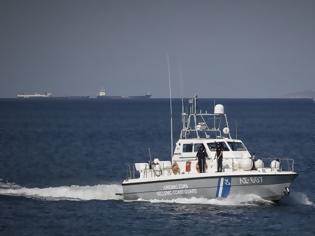 Φωτογραφία για Βρέθηκε στη Λευκάδα το σκάφος που είχε εξαφανιστεί στην Κεφαλλονιά