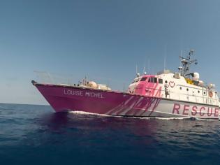 Φωτογραφία για Ιταλία: SOS στο πλοίο διάσωσης του Banksy - Aπομάκρυναν 49 μετανάστες με «εύθραυστη» υγεία