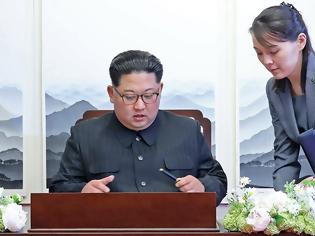 Φωτογραφία για Κιμ Γιο-τζονγκ: Την «Σιδηρά Κυρία» της Βορείου Κορέας την... τρέμει ακόμα και ο αδερφός της!