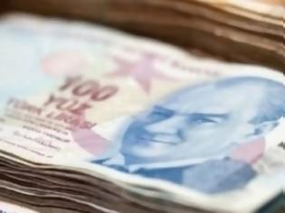 Φωτογραφία για Τουρκία: Υποχώρησε σε χαμηλό επίπεδο -ρεκόρ έναντι του δολαρίου η λίρα