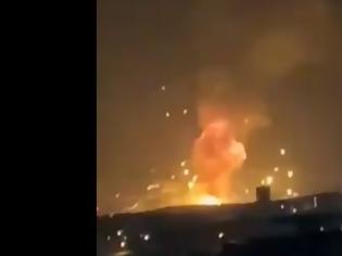 Φωτογραφία για Ιορδανία: Ισχυρές εκρήξεις σε στρατιωτική βάση στην πόλη Ζάρκα