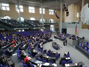 Φωτογραφία για DW: Στη γερμανική Βουλή έφτασε το θέμα της Μόριας -