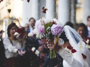 Φωτογραφία για Μέτρα για τον κορωνοϊό: Πρόστιμα €30.000 σε δύο άνδρες που διοργάνωναν γάμους με συγχρωτισμό