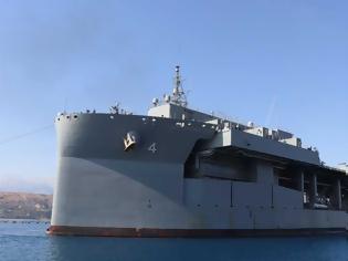 Φωτογραφία για ΒΙΝΤΕΟ.Ποιο είναι το ελικοπτεροφόρο USS Hershel «Woody» Williams που έρχεται στη Σούδα