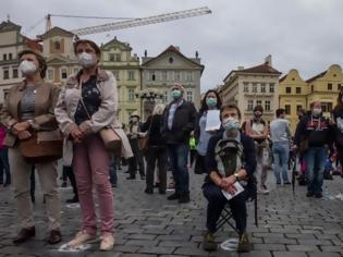 Φωτογραφία για Τσεχία: Νέο ρεκόρ με πάνω από 5.000 κρούσματα σε 24 ώρες