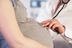 Σε καραντίνα δεκάδες έγκυες στο Βόλο, μετά από εντοπισμό θετικού κρούσματος σε γυναικολόγο