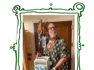 Φωτογραφία για Ο Τζεφ Μπρίτζες ποζάρει αγέρωχος ενώ κάνει θεραπεία για λέμφωμα