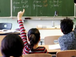 Φωτογραφία για Πάνω από 300.000 μαθητές και 30.000 δάσκαλοι και καθηγητές σε καραντίνα στη Γερμανία