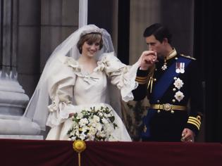 Φωτογραφία για Το απίστευτο πράγμα που είπε ο Πρίγκιπας Κάρολος στη Diana το βράδυ πριν από το γάμο τους