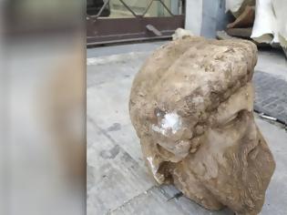 Φωτογραφία για Σπάνιο εύρημα, πιθανόν κεφαλή από ερμαϊκή στήλη βρέθηκε στο κέντρο της Αθήνας