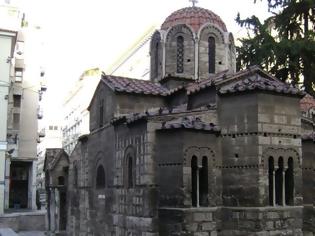 Φωτογραφία για Καπνικαρέα: Πώς πήρε το όνομά του το ιστορικό εκκλησάκι της Αθήνας