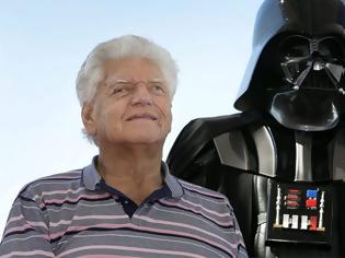 Φωτογραφία για Star Wars: Πέθανε ο πρώτος ηθοποιός που φόρεσε την στολή του Darth Vader - Γιατί είχε «κοπεί» στο μοντάζ η φωνή του