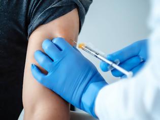 Φωτογραφία για Δερμιτζάκης : Ο εμβολιασμός θα είναι επικίνδυνος αν ξεκινήσει με υψηλό αριθμό κρουσμάτων