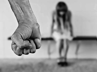 Φωτογραφία για Απόπειρα βιασμού 15χρονης στη Θεσσαλονίκη: «Είμαστε σε κατάσταση σοκ» λέει ο πατέρας της