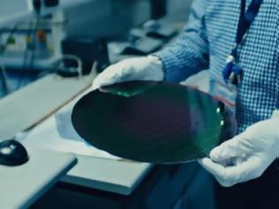 Φωτογραφία για H Intel επεκτείνει τις κατασκευαστικές δυνατότητες για chip με λιθογραφία 10nm