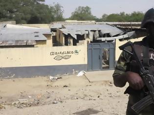 Φωτογραφία για Καμερούν: Δεκατρείς νεκροί από επίθεση της Μπόκο Χαράμ σε χωριό