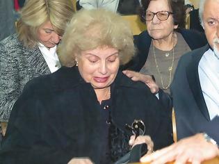 Φωτογραφία για Δολοφονία Νικολαΐδη - Καλαθάκη: Η μητέρα της Σούλας Καλαθάκη μιλάει 23 χρόνια μετά
